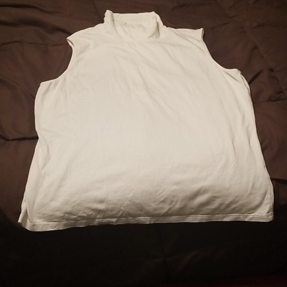 Liz Claiborne short sleeve top